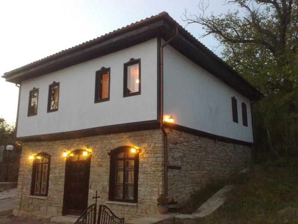 Staroto Shkolo House - Rooms For Guests Subotkovtsi Экстерьер фото